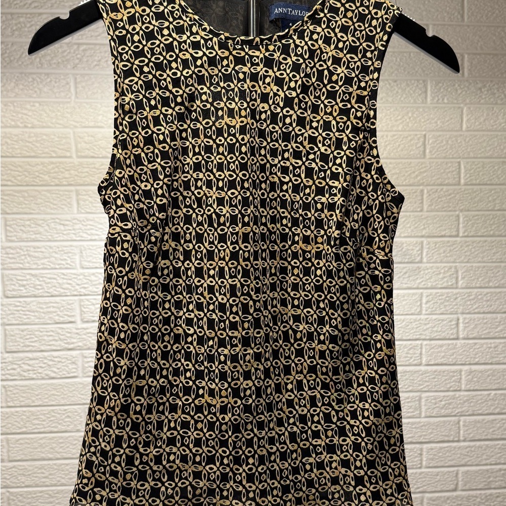 Ann Taylor Black‎ and Gold Fitted Sleeveless Tank Top